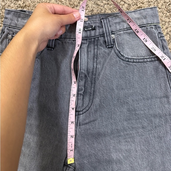 Alice + Olivia Amazing Distressed High Waist Raw Cuffed Boyfriend Jean - Picture 12 of 13